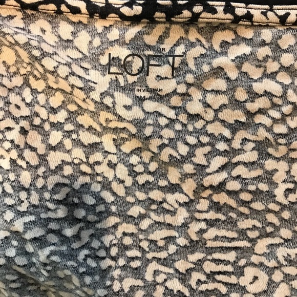 2 LOFT Tops - Picture 8 of 8